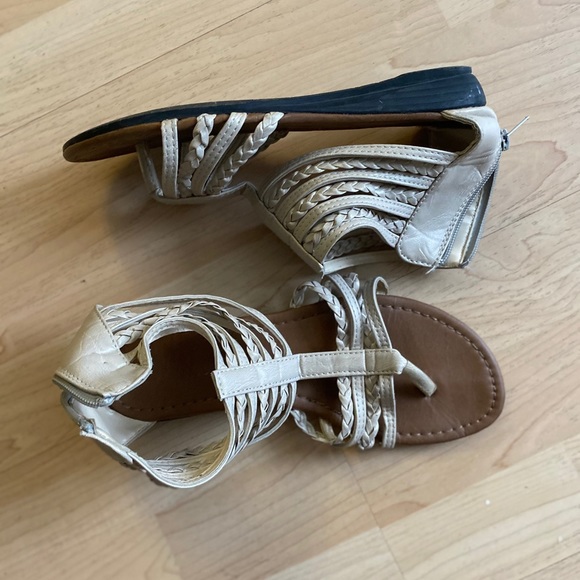 Sandals - Picture 1 of 1